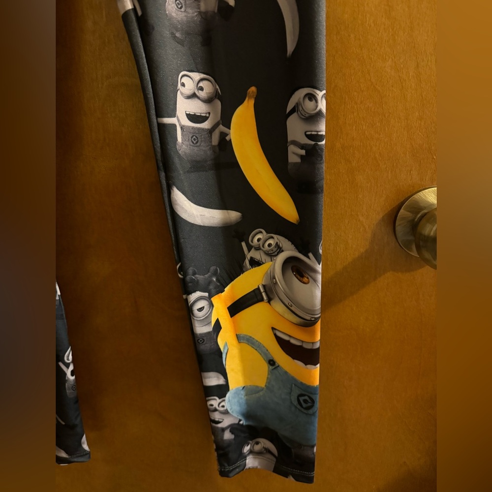 Despicable Me (Minions) Leggings View 3